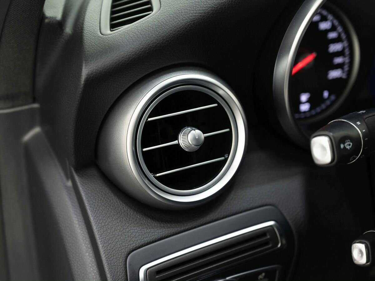 Mercedes-Benz C-Класс 180, 2016 Фото №14