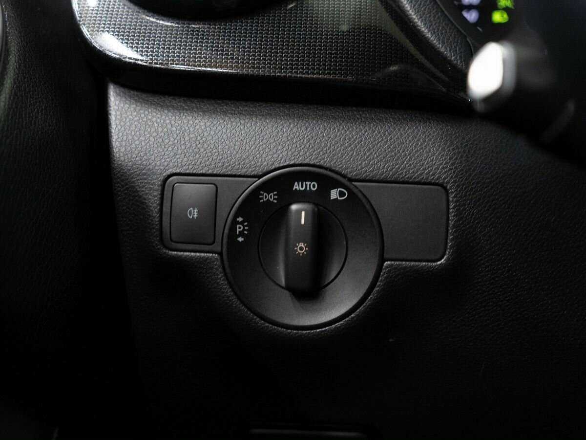 Mercedes-Benz B-Класс 180, 2013 Фото №15