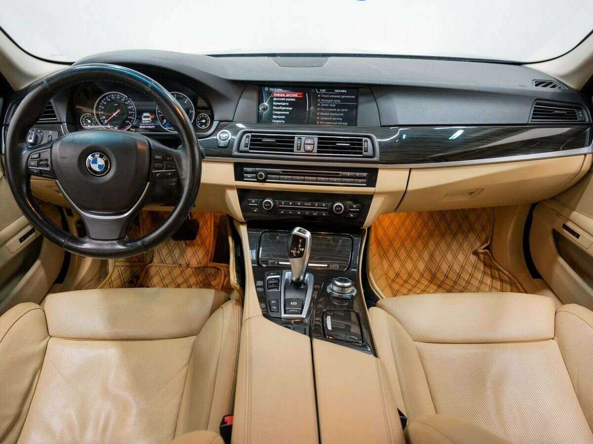 BMW 5 серии 530d xDrive, 2013 Фото №10