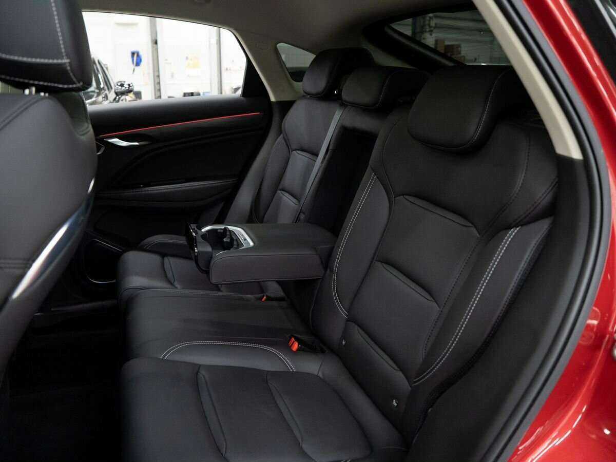 Geely Tugella, 2021 Фото №9