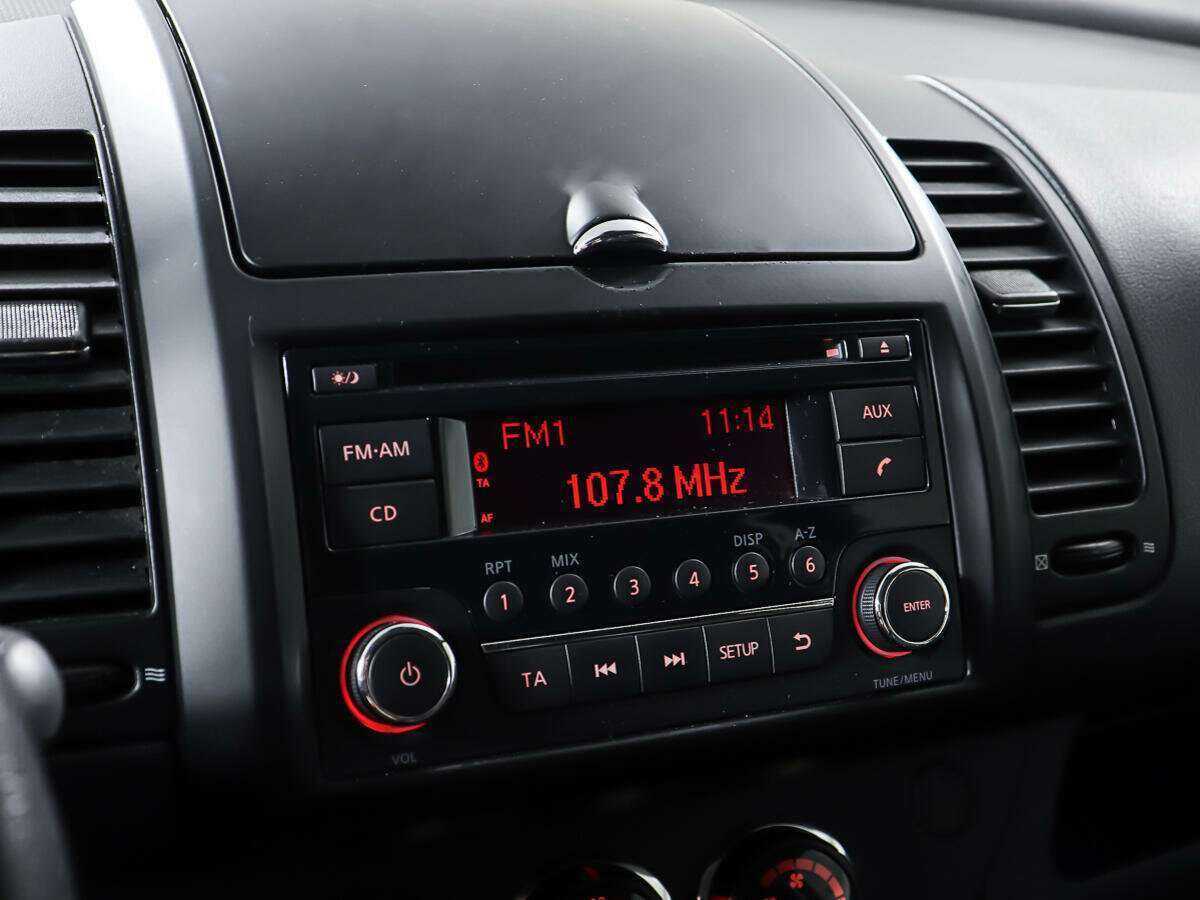 Nissan Note, 2012 Фото №15