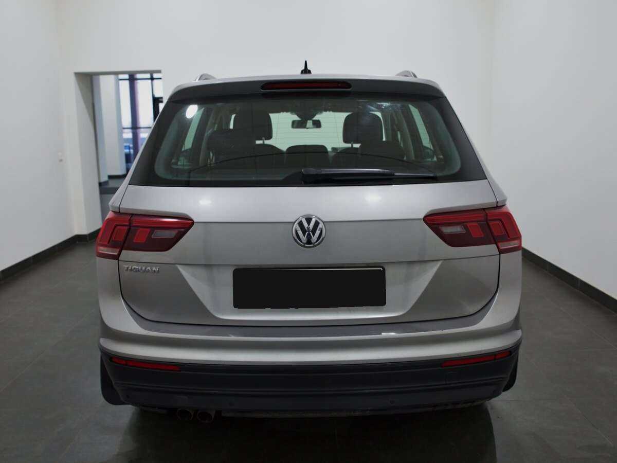 Volkswagen Tiguan, 2020 Фото №4