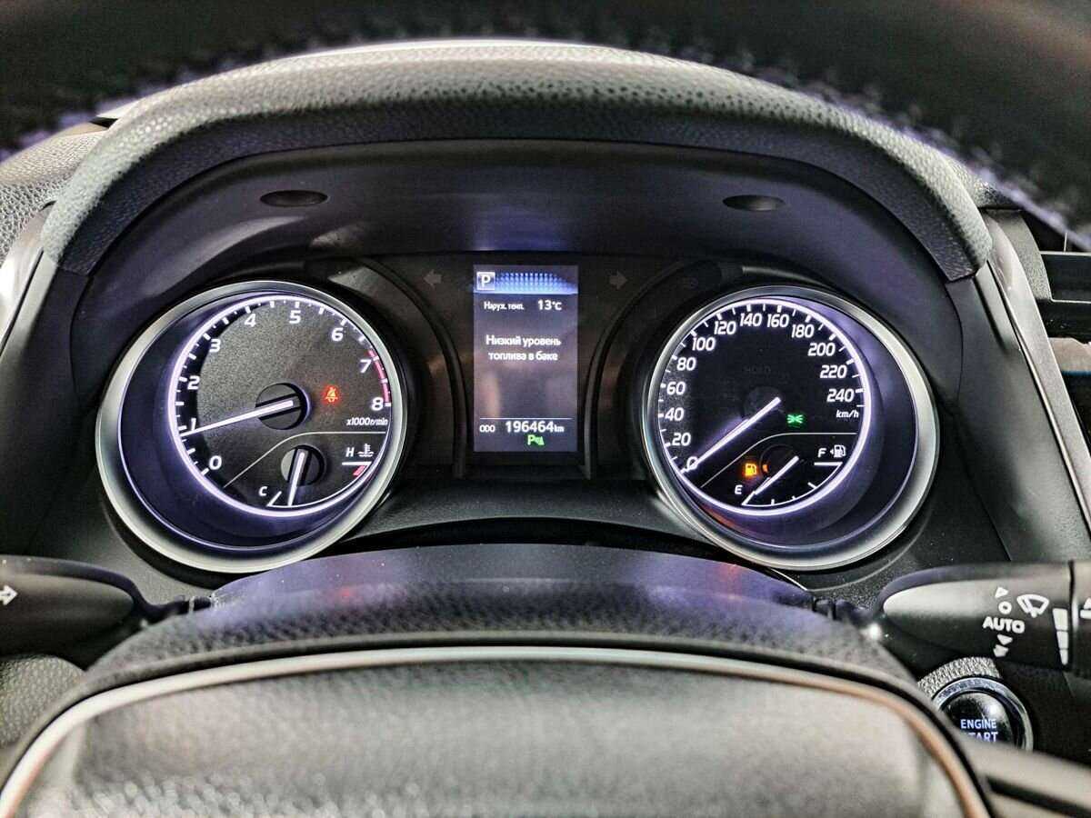 Toyota Camry, 2018 Фото №11