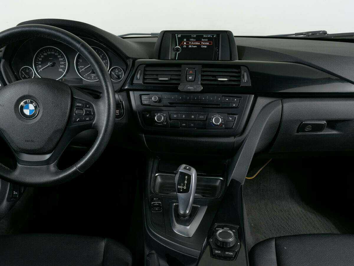 BMW 3 серии 316i, 2014 Фото №10