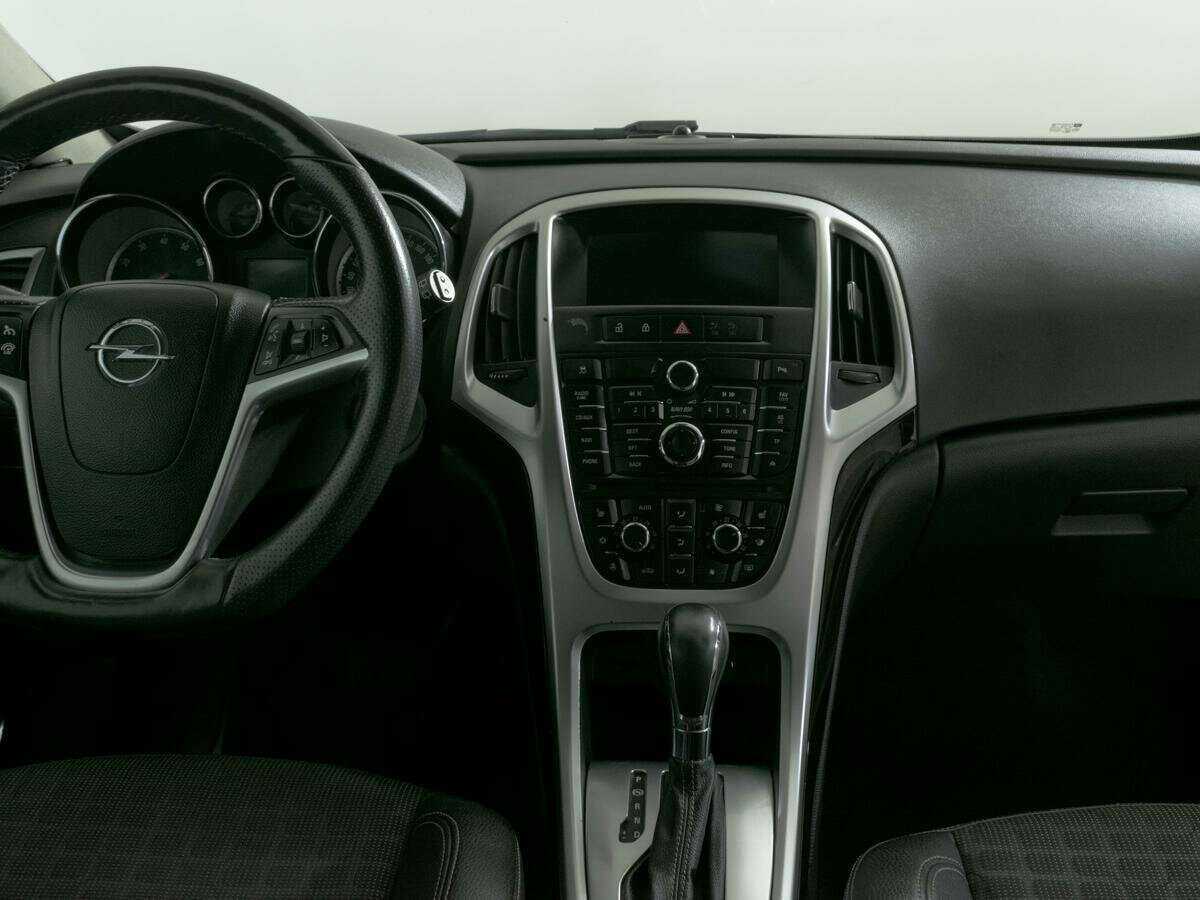 Opel Astra GTC, 2013 Фото №10