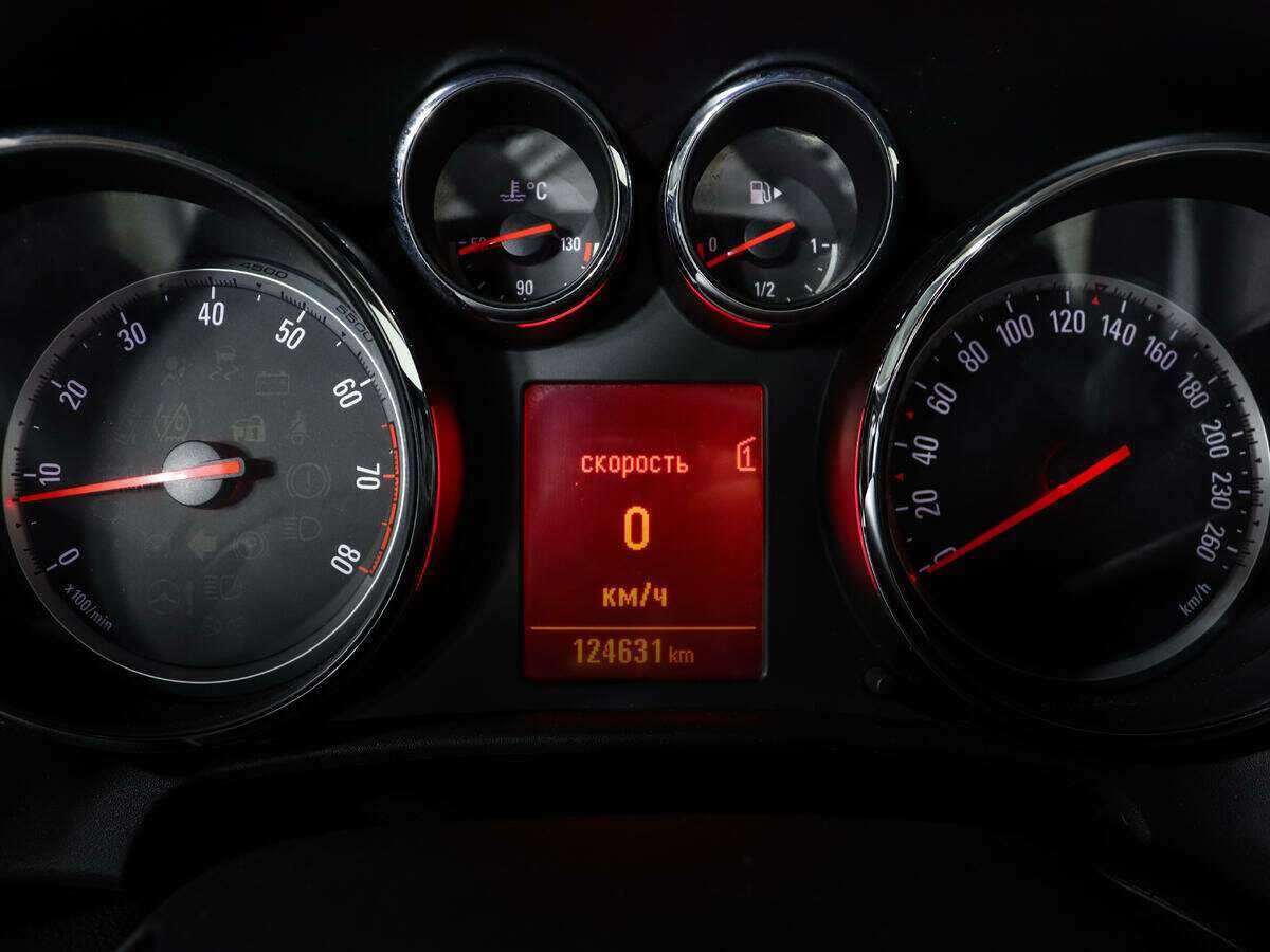 Opel Astra GTC, 2014 Фото №11