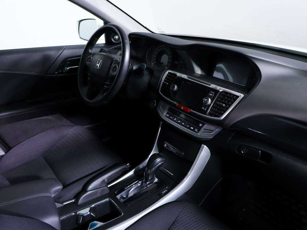 Honda Accord, 2013 - 40 485 км. | Фото №6