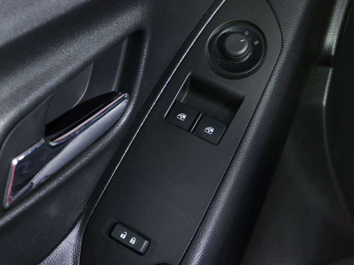 Chevrolet Tracker, 2015 Фото №14