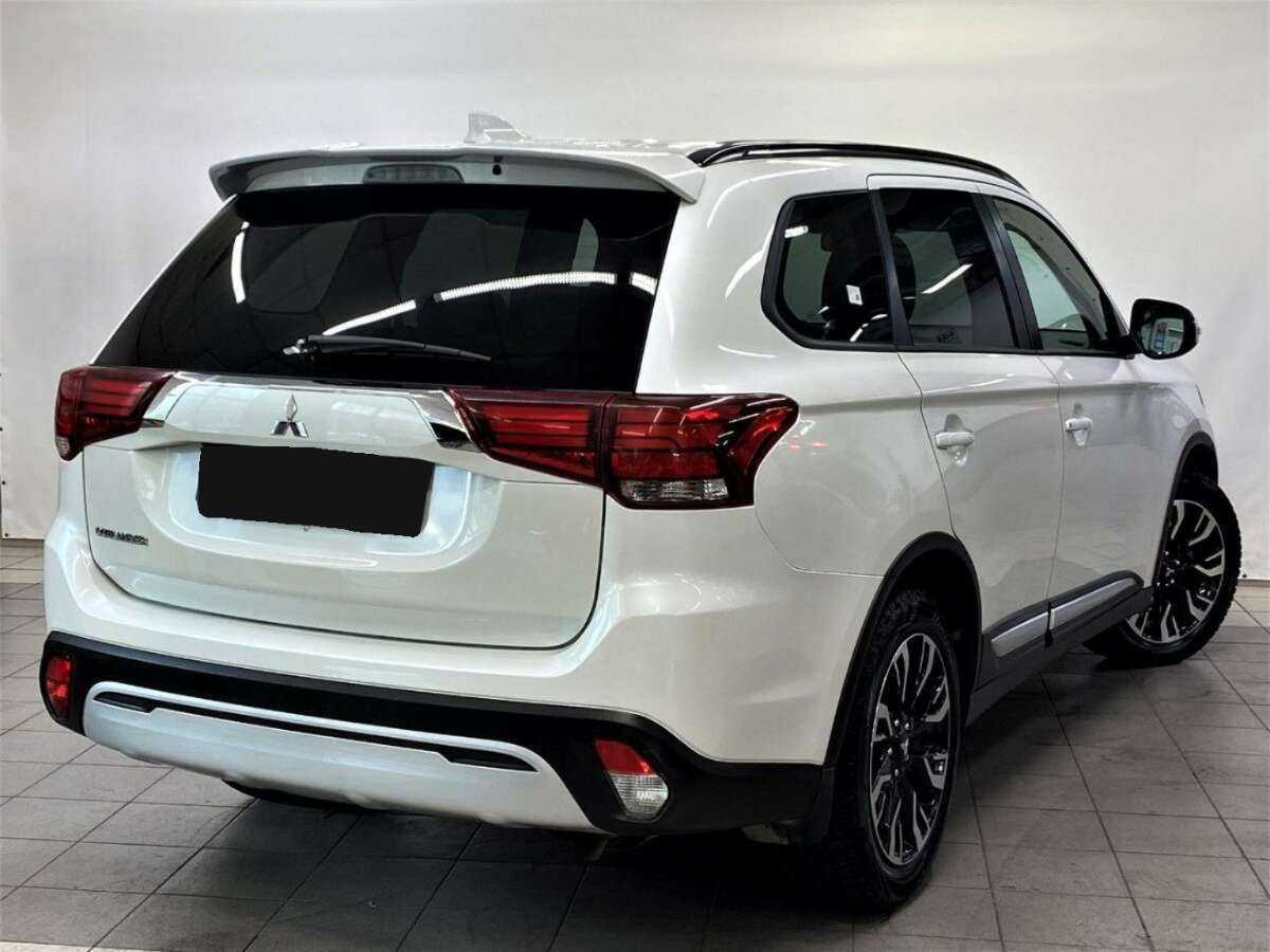 Mitsubishi Outlander, 2021 - 33 584 км. | Фото №6