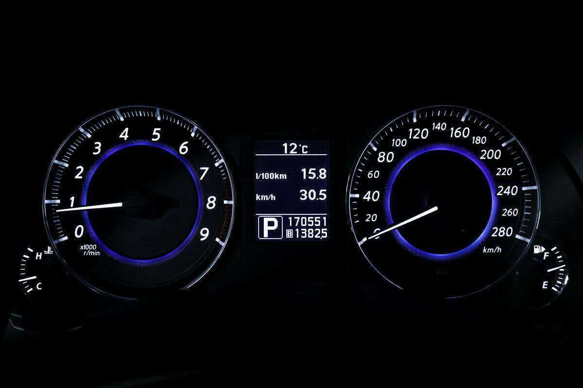 Infiniti FX37, 2012 Фото №10