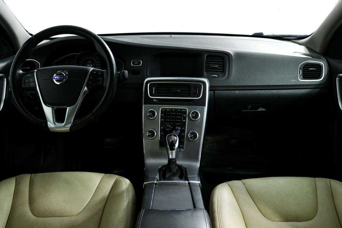 Volvo S60, 2017 Фото №11