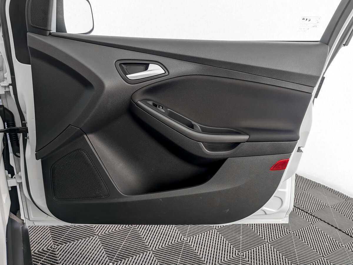 Ford Focus, 2018 Фото №20