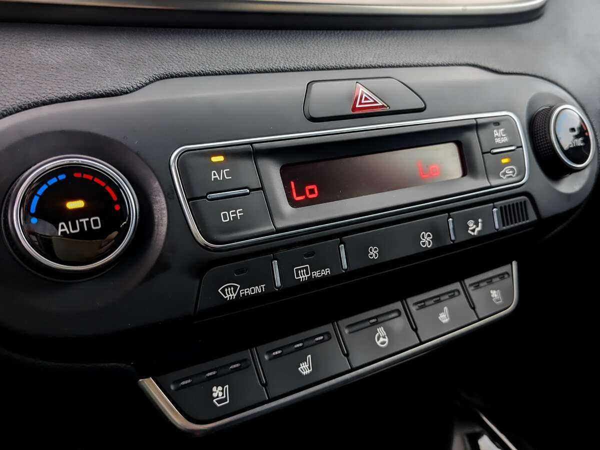 Kia Sorento, 2019 Фото №21