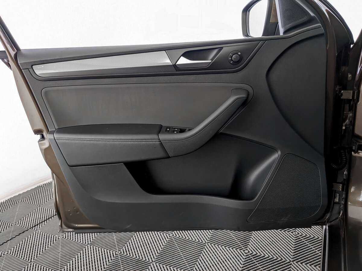 Volkswagen Polo, 2021 Фото №15