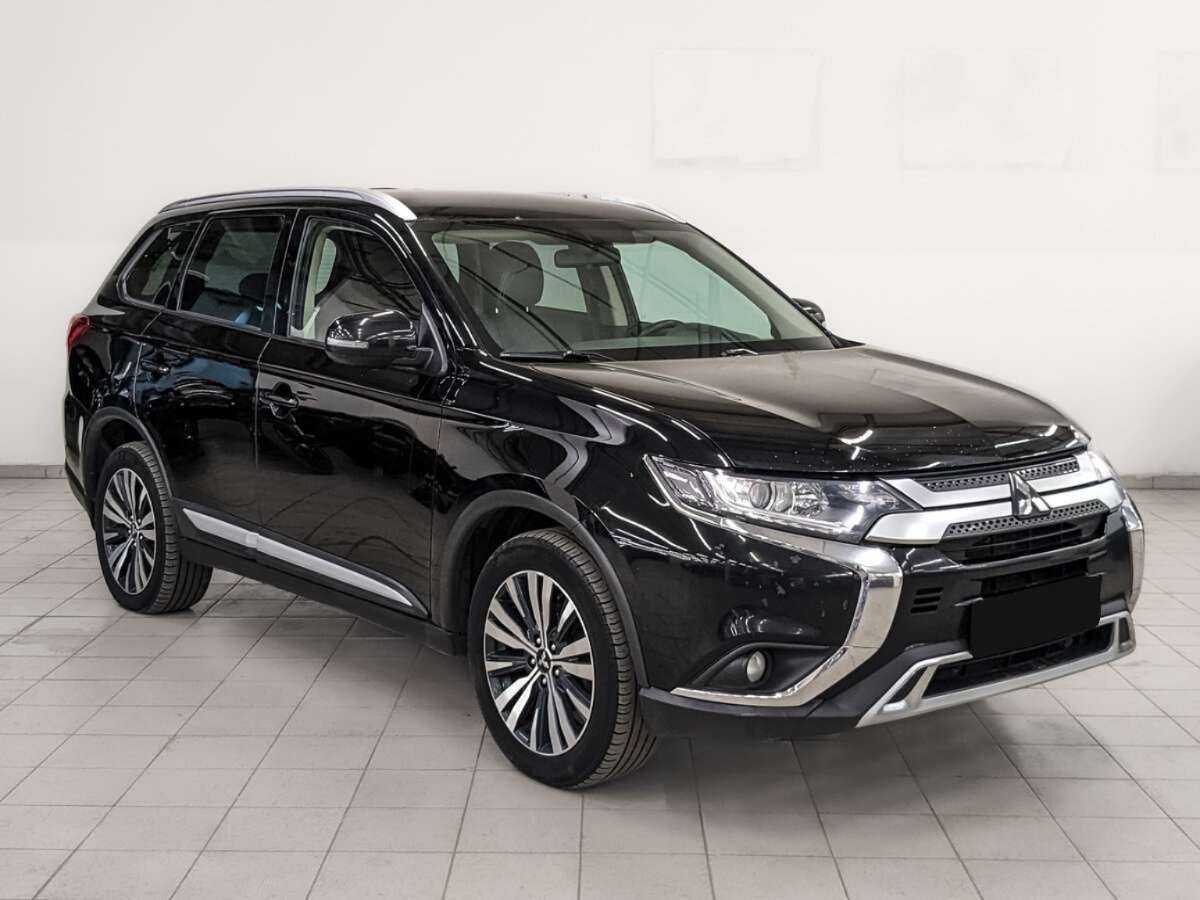 Mitsubishi Outlander, 2020 - 158 018 км. | Фото №3