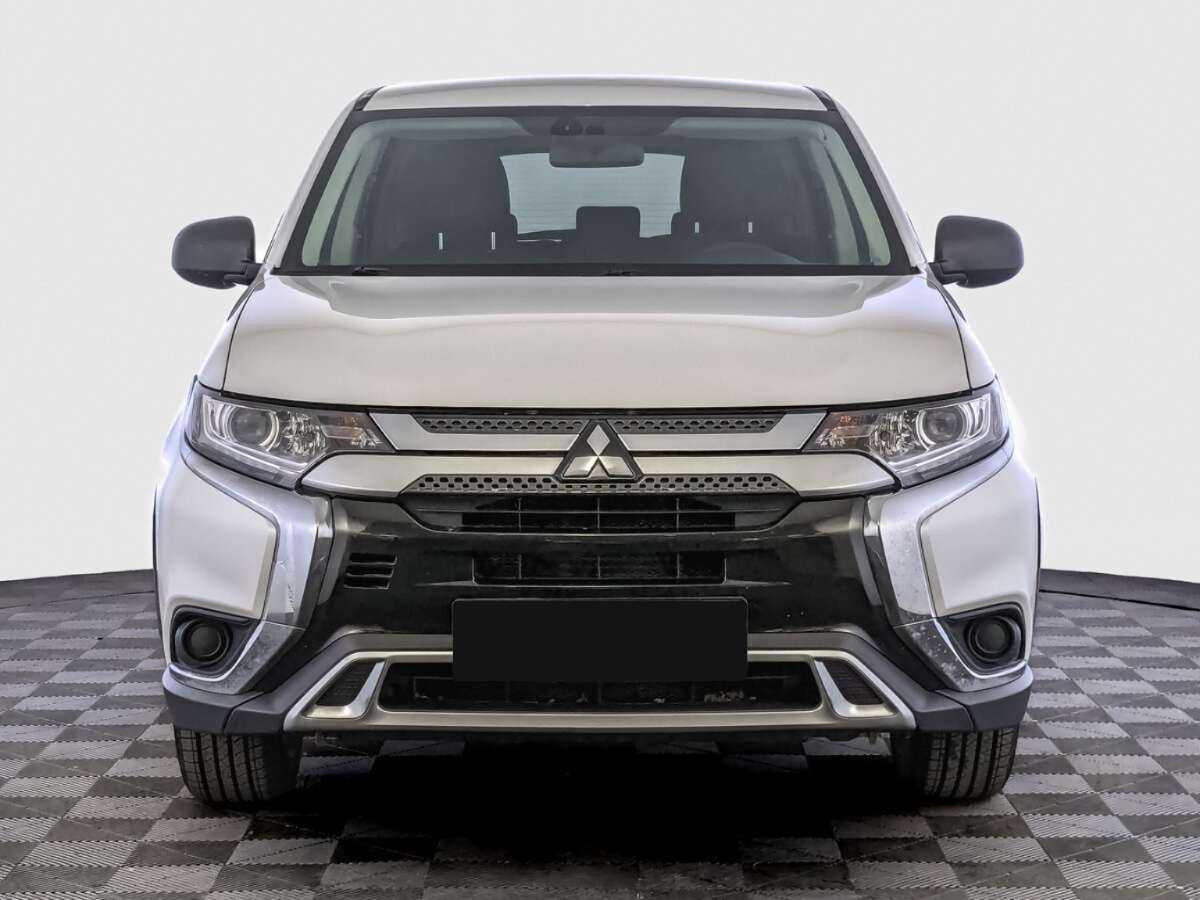 Mitsubishi Outlander, 2019 - 132 727 км. | Фото №2