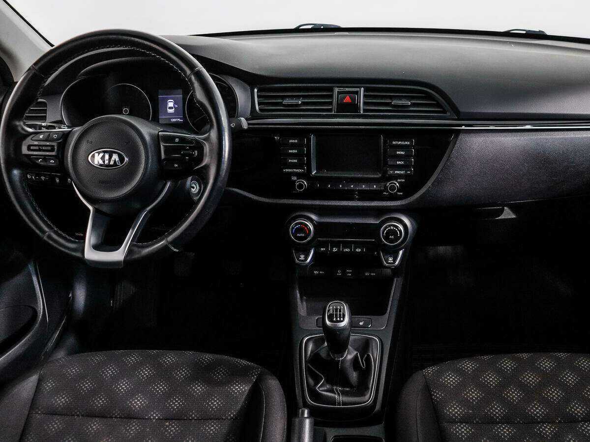 Kia Rio, 2017 Фото №12