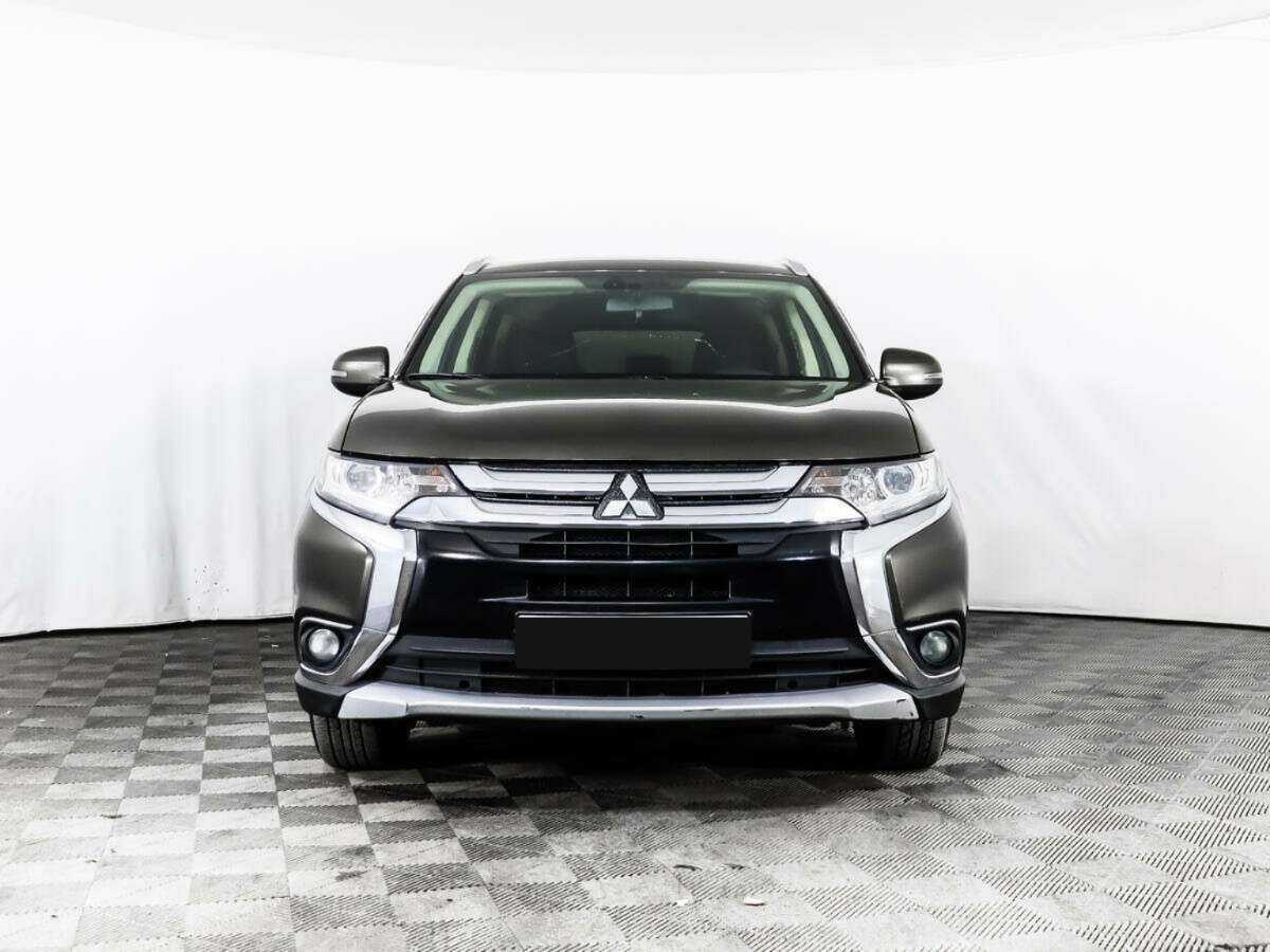 Mitsubishi Outlander, 2018 - 202 715 км. | Фото №2