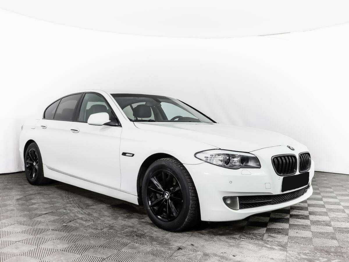 BMW 5 серии 528i xDrive, 2013 - 177 900 км. | Фото №3