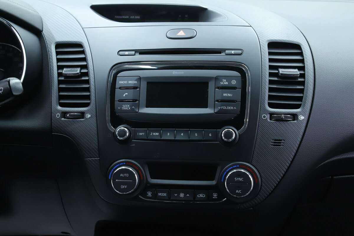 Kia Cerato, 2018 Фото №12