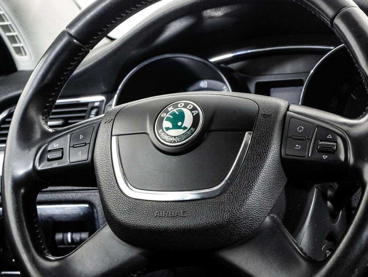 Skoda Superb, 2012 Фото №12
