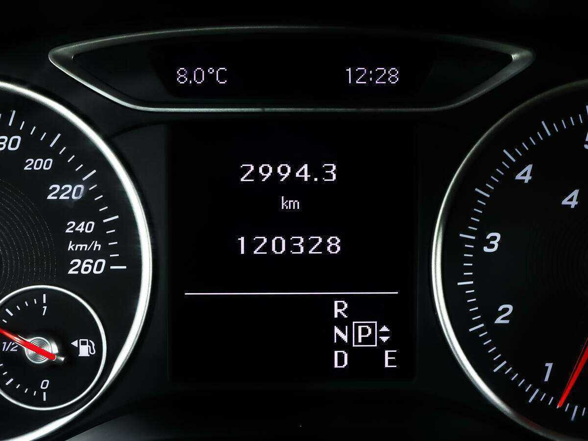 Mercedes-Benz B-Класс 180, 2015 Фото №19