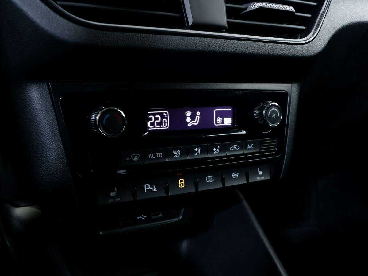 Volkswagen Polo, 2020 Фото №11