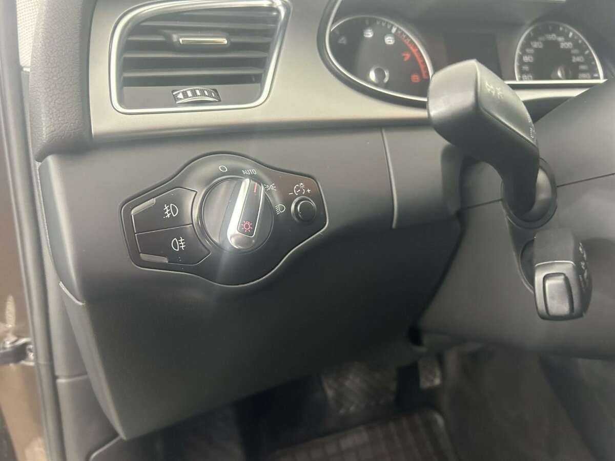 Audi A4, 2014 Фото №9