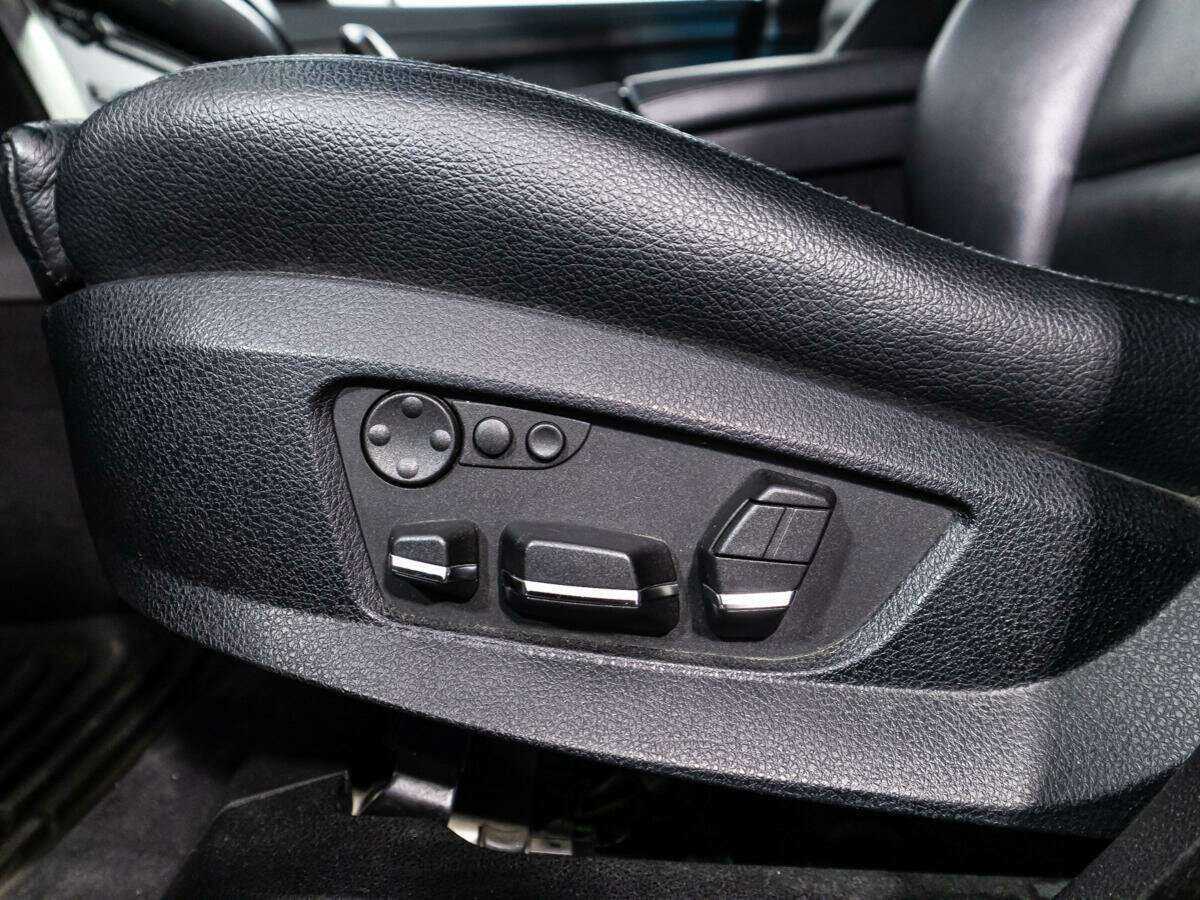 BMW 5 серии Gran Turismo 530d xDrive, 2012 Фото №14