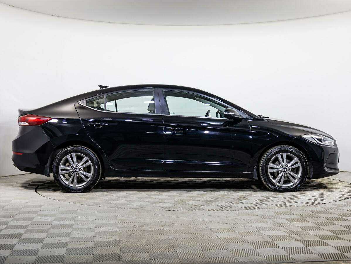 Hyundai Elantra, 2018 - 109 281 км. | Фото №3