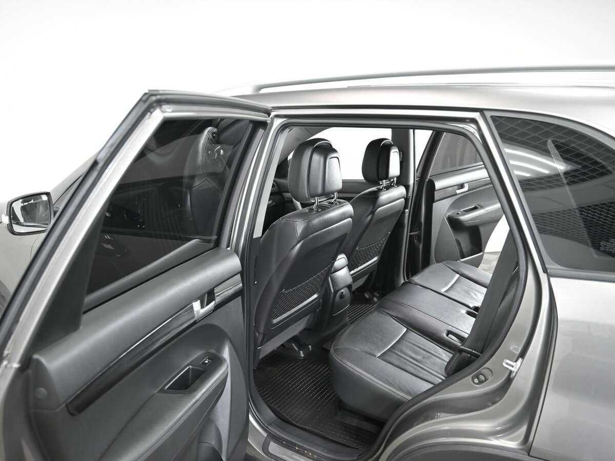 Kia Sorento, 2012 Фото №11