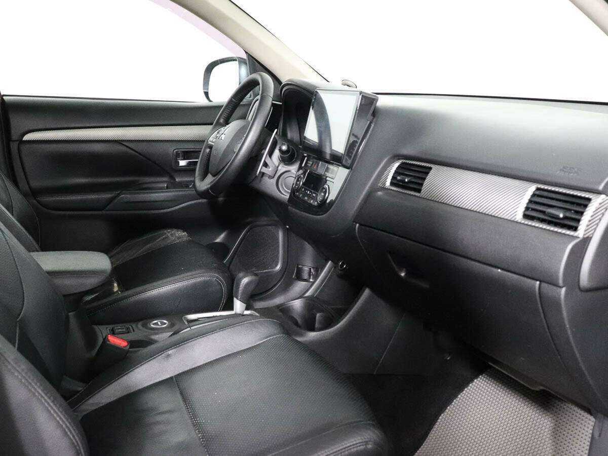 Mitsubishi Outlander, 2012 - 208 877 км. | Фото №6