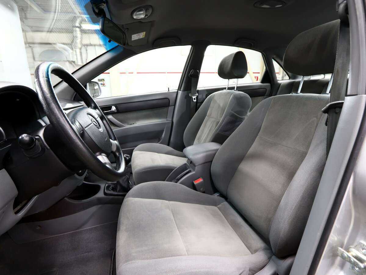 Daewoo Gentra, 2013 Фото №6