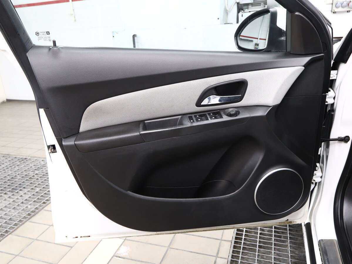 Chevrolet Cruze, 2012 - 194 000 км. | Фото №6