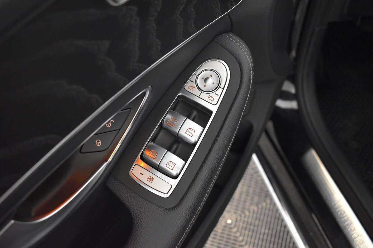 Mercedes-Benz C-Класс 180, 2019 - 70 000 км. | Фото №7