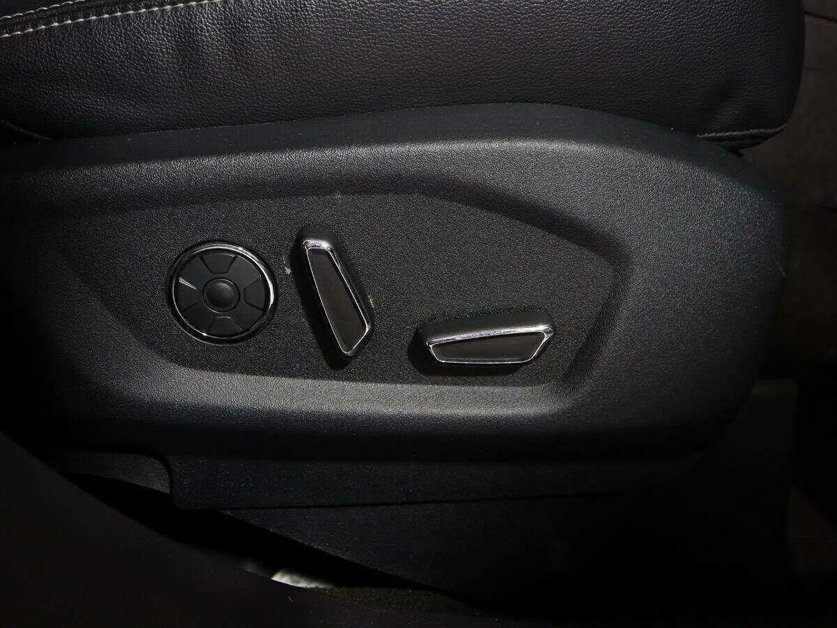 Ford Explorer, 2016 Фото №17