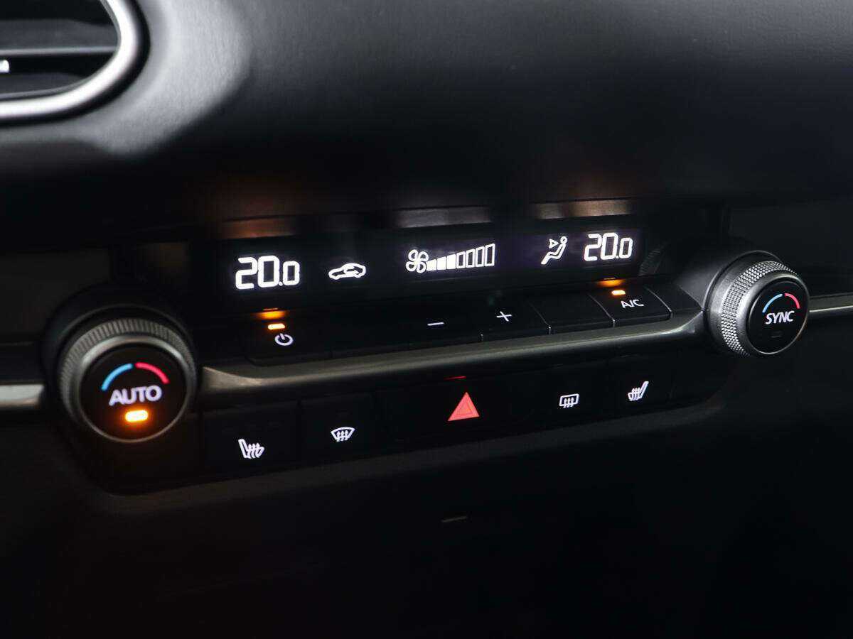 Mazda CX-30, 2020 Фото №18