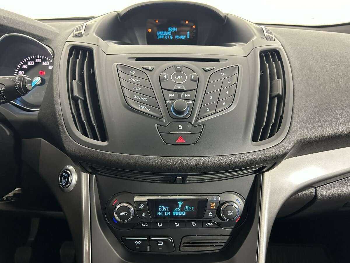 Ford Kuga, 2015 Фото №12