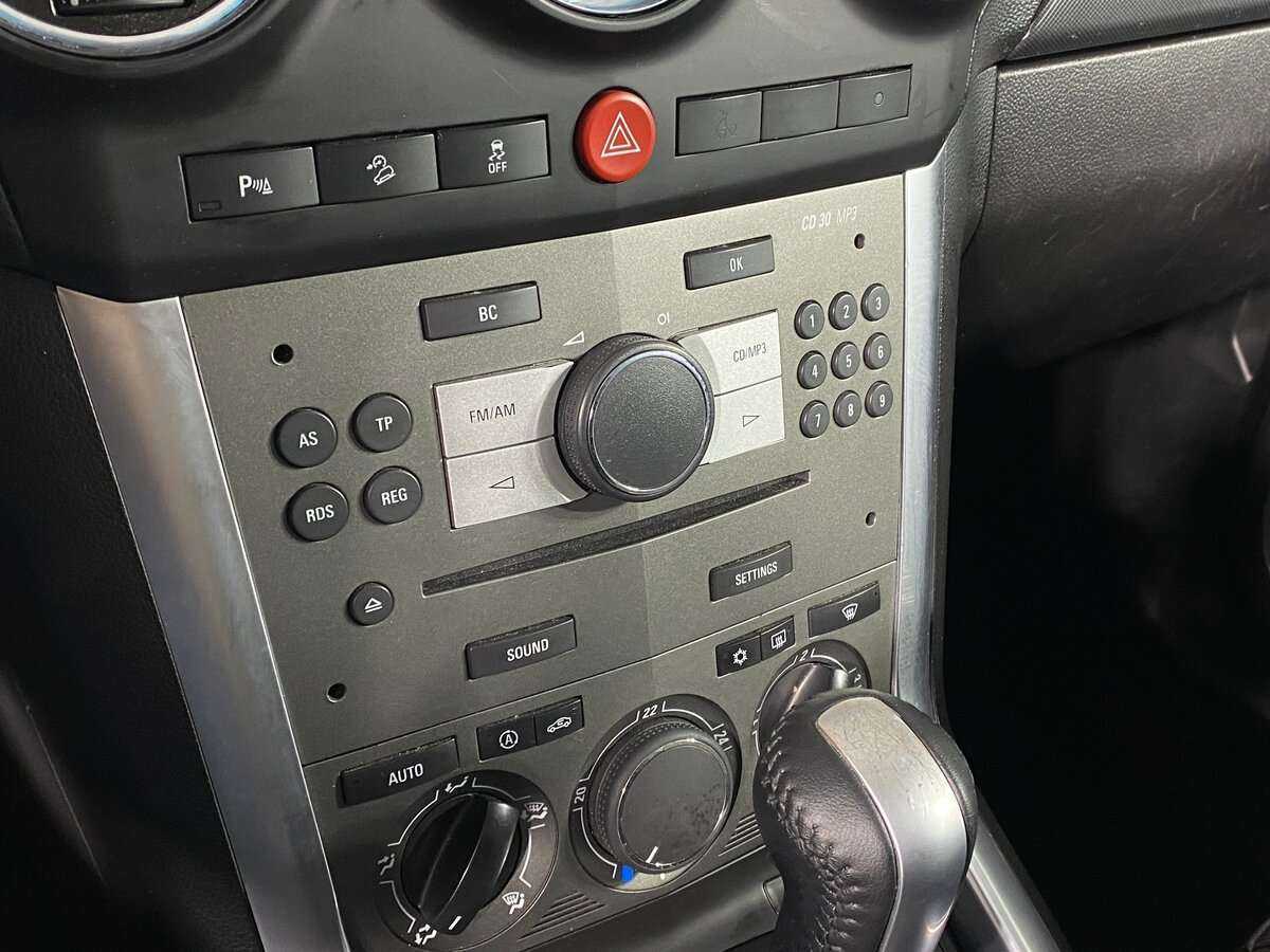 Opel Antara, 2012 Фото №14