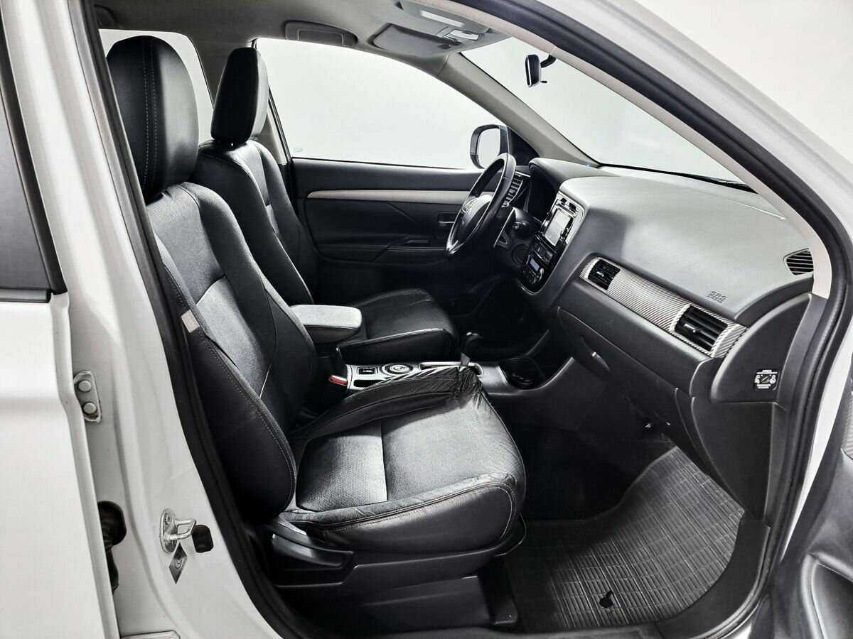 Mitsubishi Outlander, 2014 - 181 183 км. | Фото №7