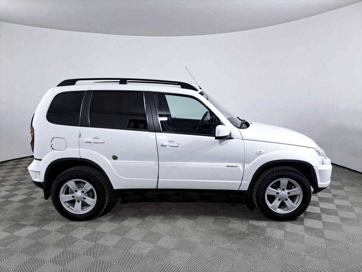 Chevrolet Niva, 2013 Фото №4