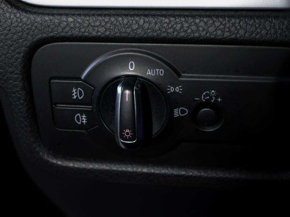 Volkswagen Touareg, 2012 Фото №21