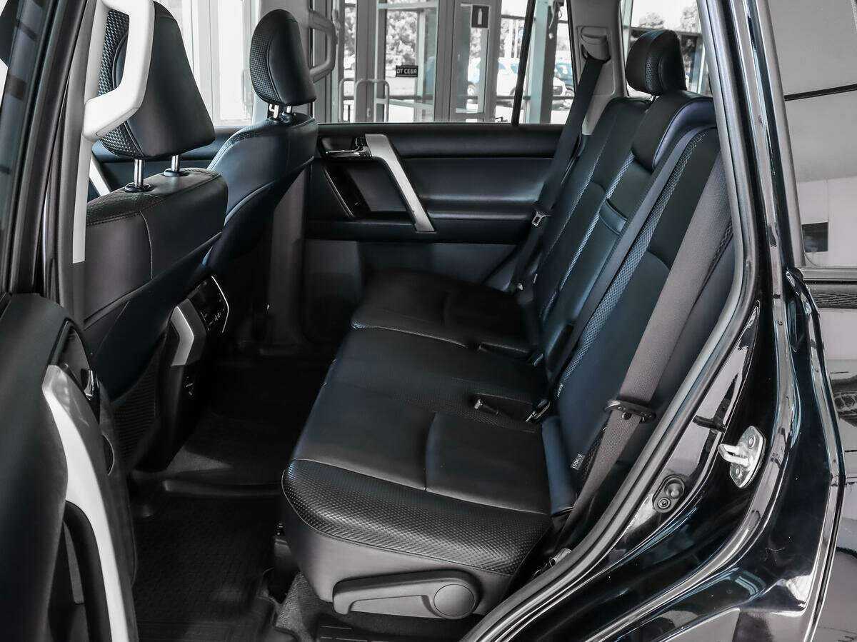 Toyota Land Cruiser Prado, 2012 Фото №12