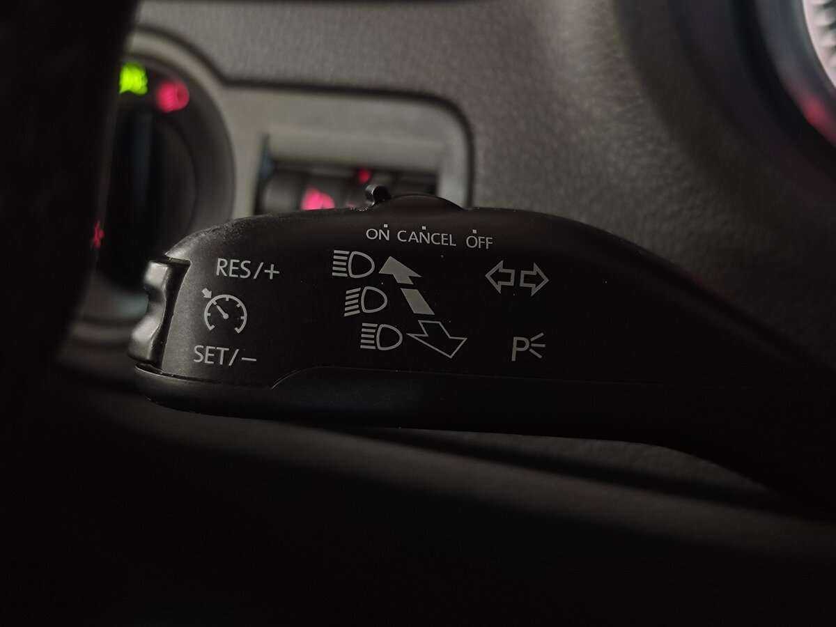 Volkswagen Polo, 2018 Фото №20