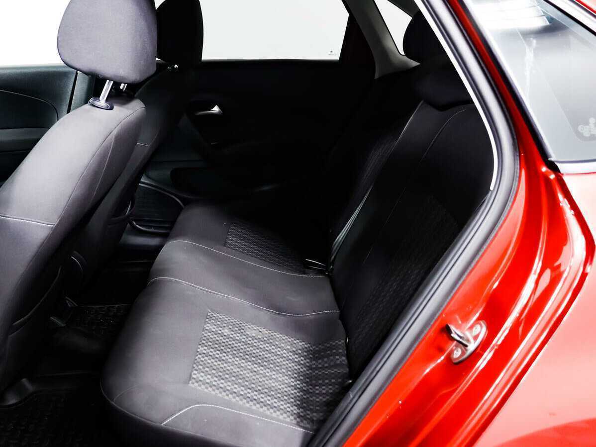 Volkswagen Polo, 2015 Фото №12