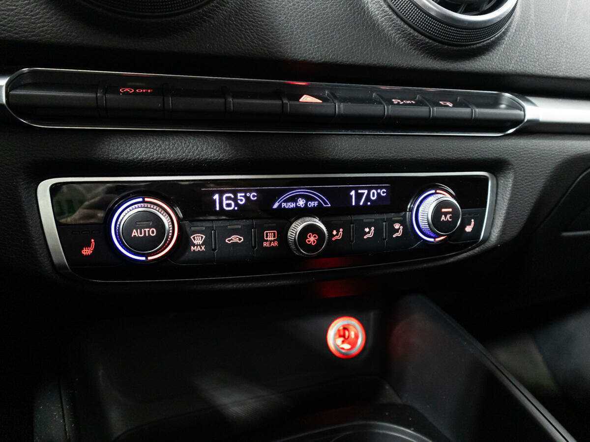 Audi A3, 2015 Фото №15