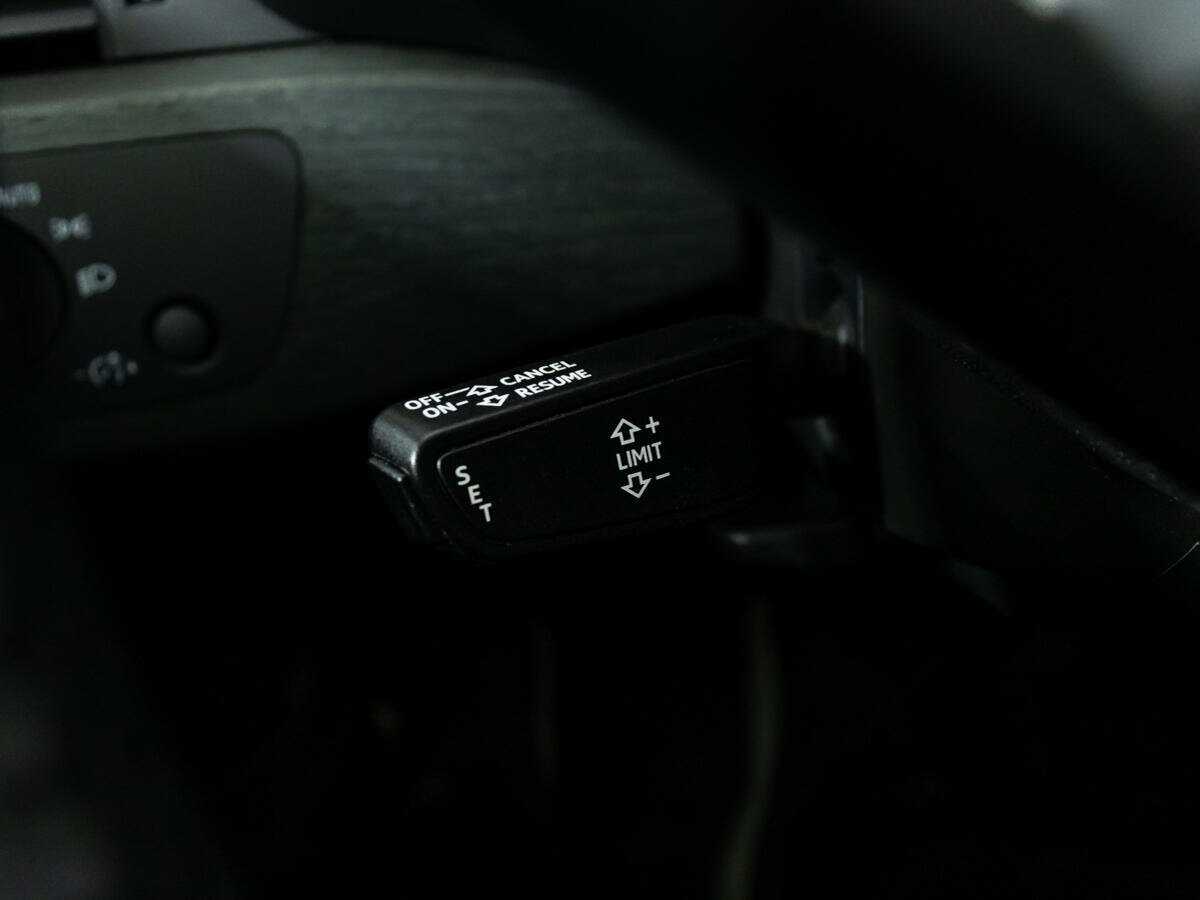 Audi A4, 2017 Фото №19