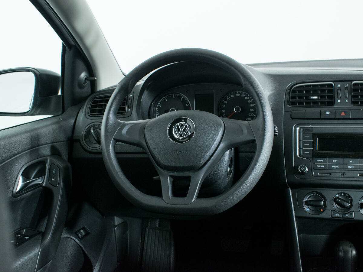 Volkswagen Polo, 2019 Фото №14