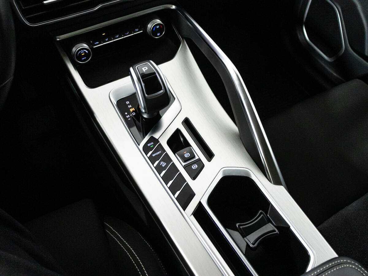 Geely Coolray, 2020 Фото №17