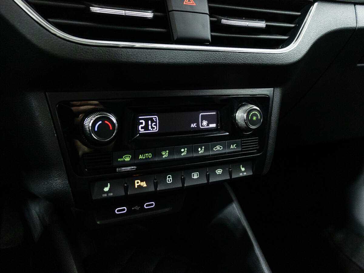 Skoda Rapid, 2022 Фото №17